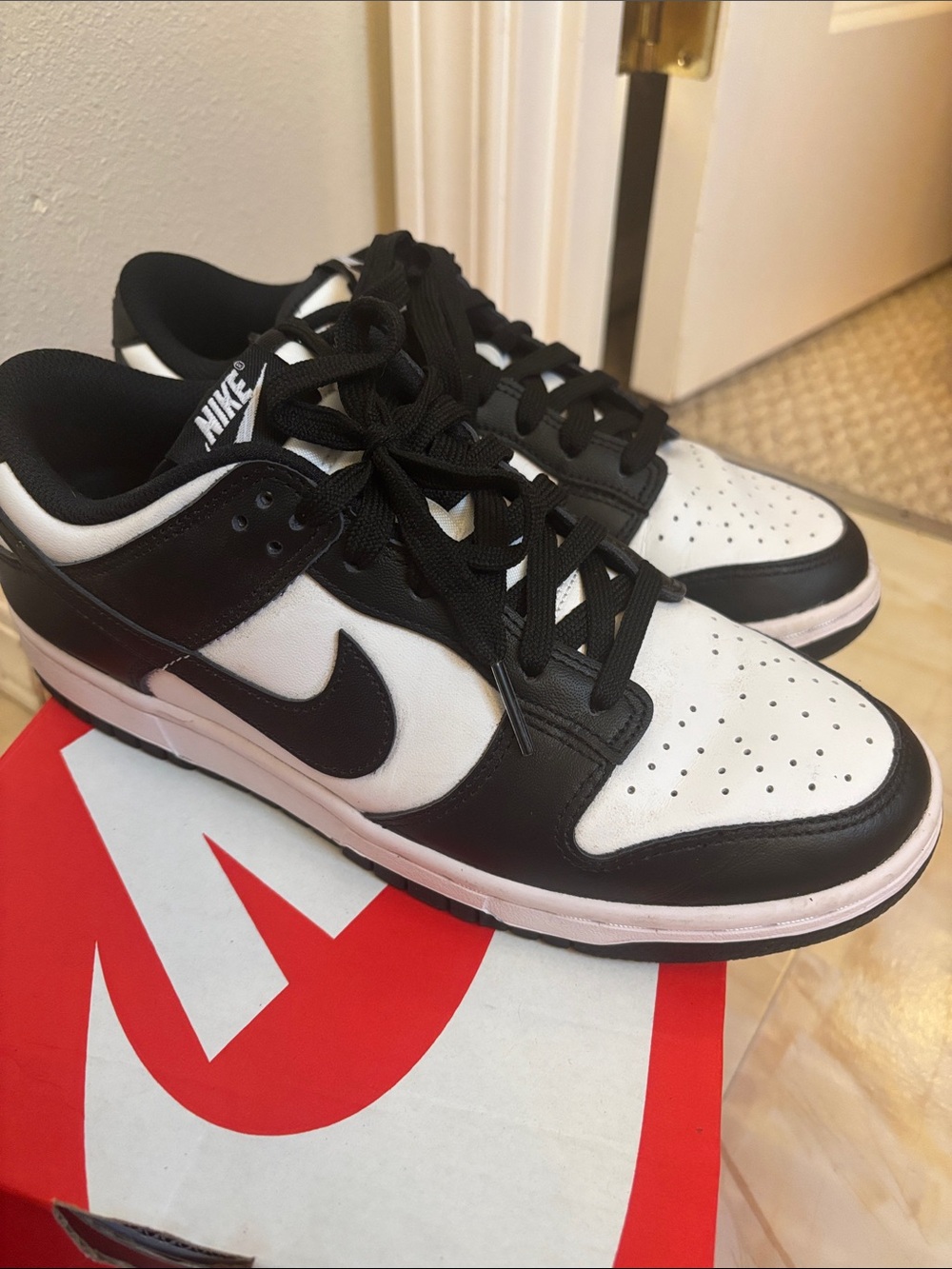 Women’s Nike Panda Dunks